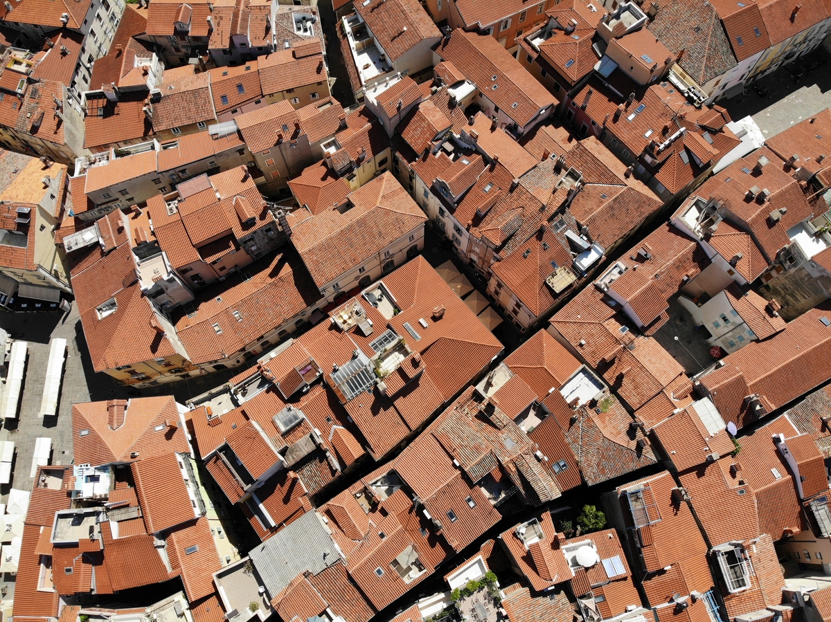 Javna dražba za prodajo nepremičnin v lasti Občine Piran