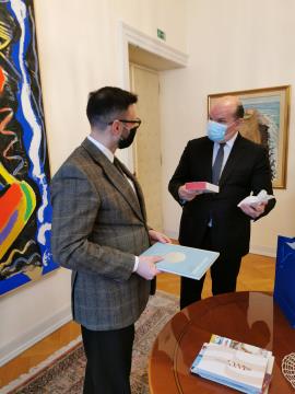 Izmenjava protokolarnih daril. 