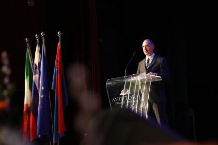 2e914ced-e1b3-400a-8fad-06c345afd74e