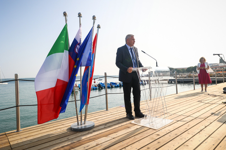 Otvoritev_Jadro_DANIEL_SˇKERJANC-60