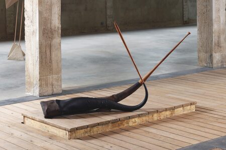 bernhard_rudiger_Failed-again-5_chambre_double_vue_exposition_les_tanneries_cac_amilly_photo_aurelien_mole_©_bernhard_rudiger_adagp_paris_2026-scaled